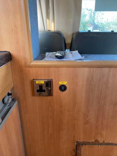 Iveco horse box renovation, BR Commercials, Alyesbury, Bucks